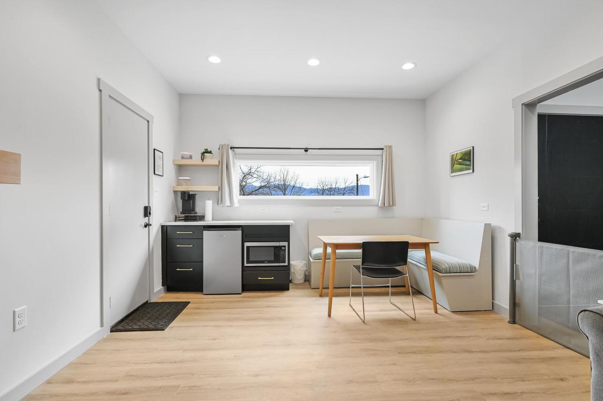 Mon Tresor, Modern Mountain Views With Deck Villa Weaverville ภายนอก รูปภาพ