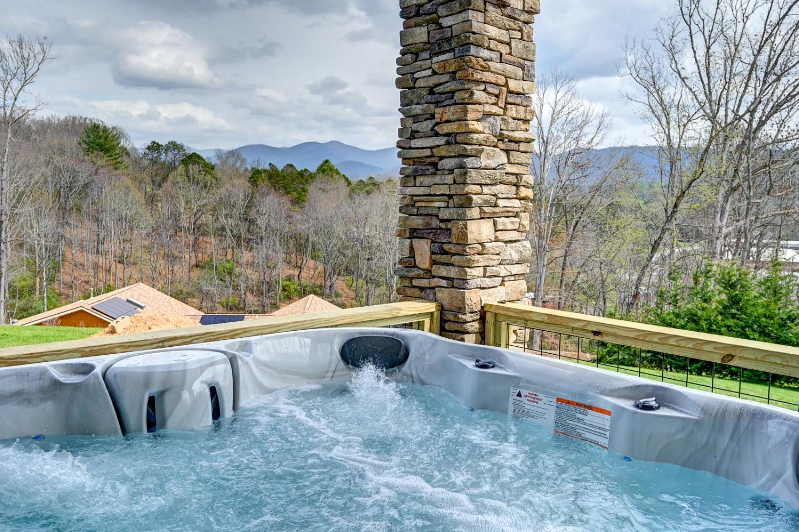 Mon Tresor, Modern Mountain Views With Deck Villa Weaverville ภายนอก รูปภาพ