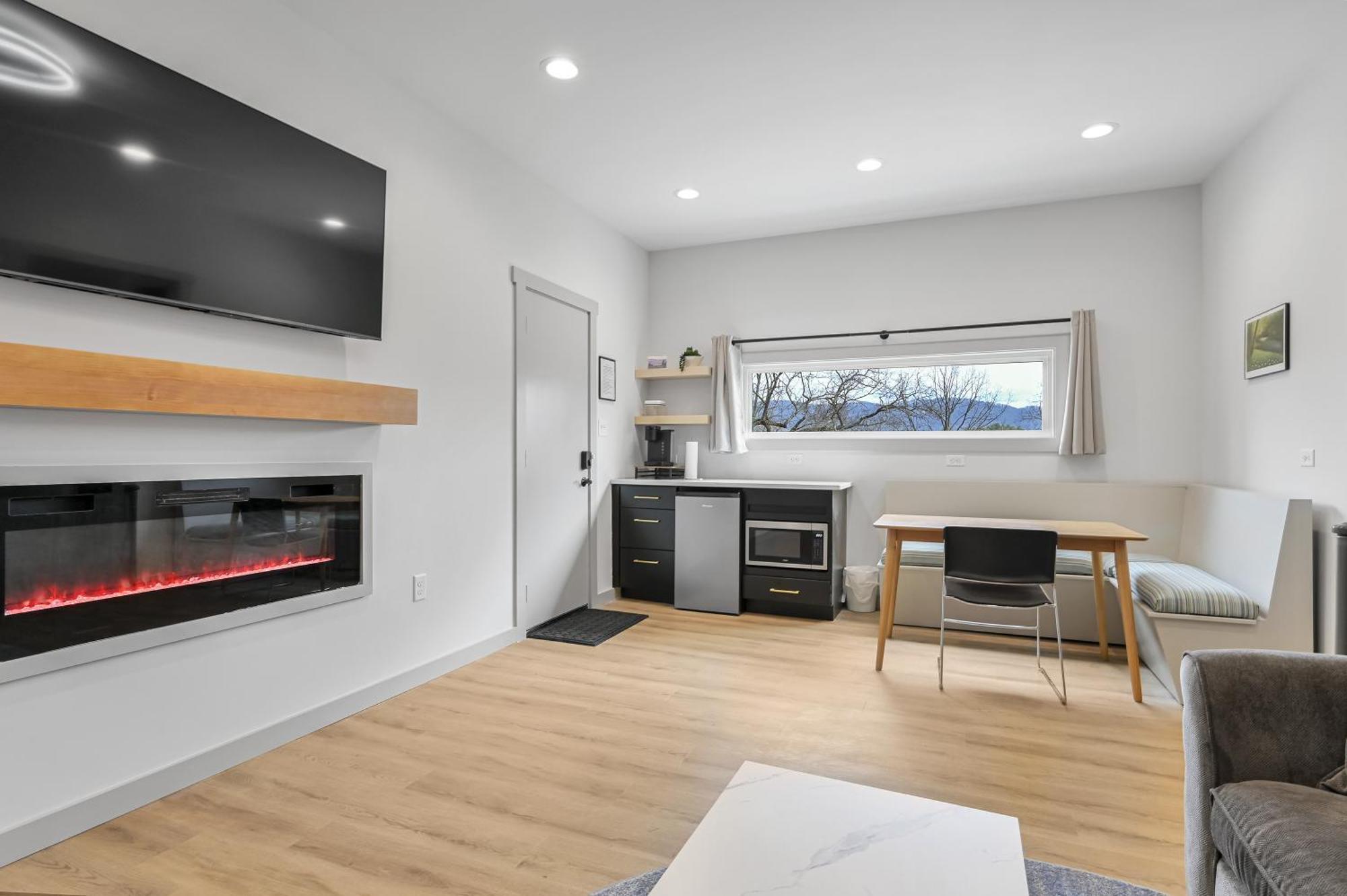 Mon Tresor, Modern Mountain Views With Deck Villa Weaverville ภายนอก รูปภาพ