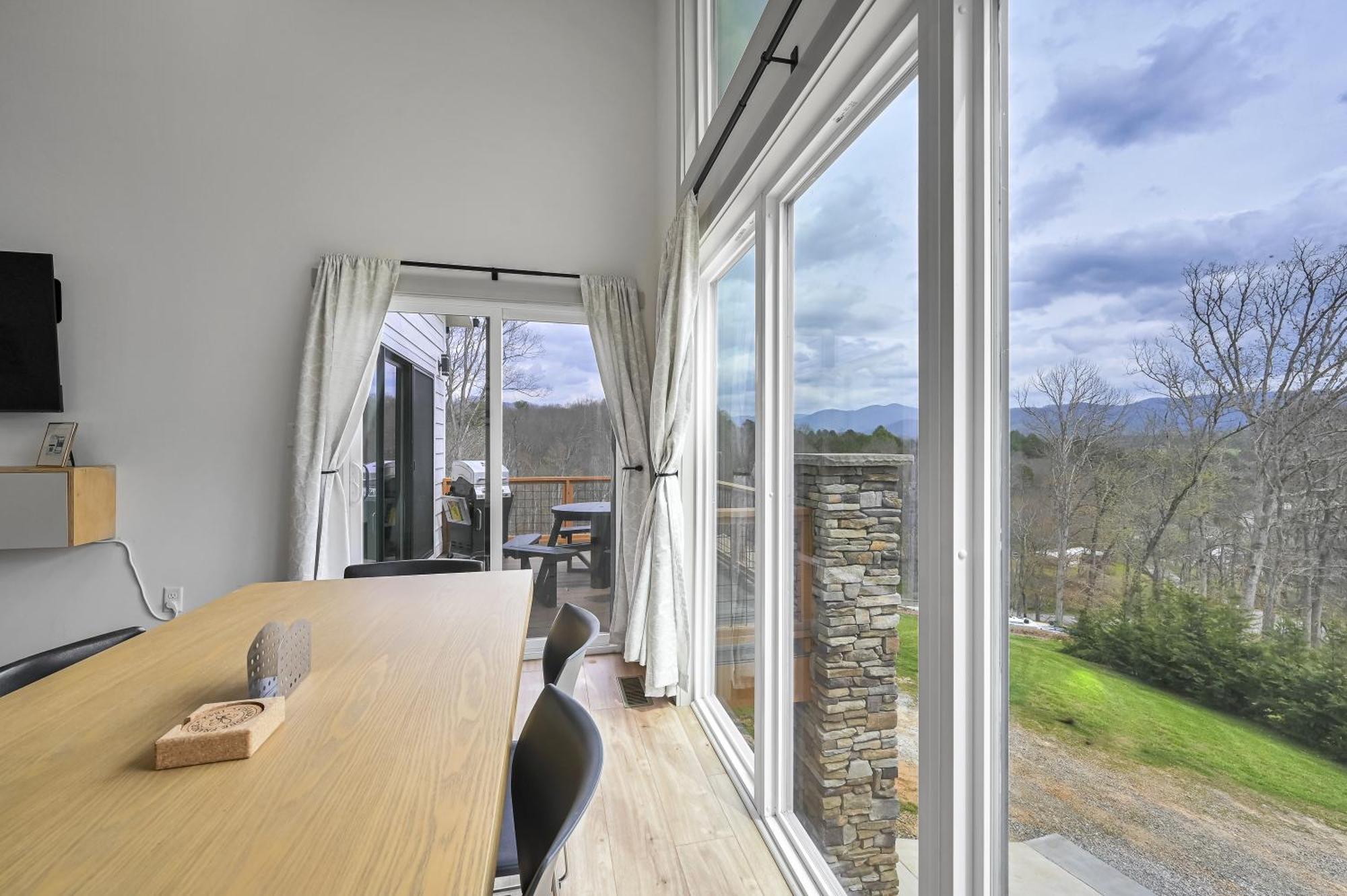 Mon Tresor, Modern Mountain Views With Deck Villa Weaverville ภายนอก รูปภาพ